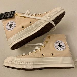 NWT Converse X Issa Rae Size 7 Beige and White